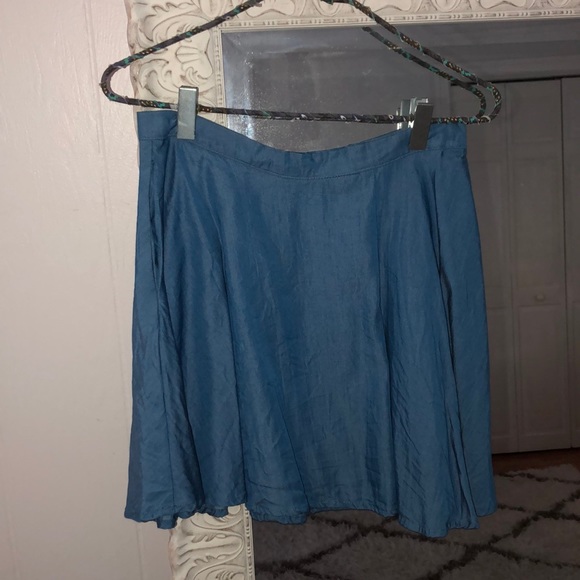 Lulu’s Denim Set - Picture 7 of 8